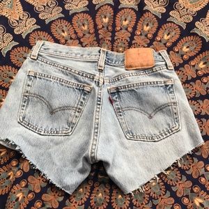 Levi shorts🌟